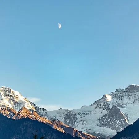 Waeschhuesli Near Interlaken, Grindelwald And Lauterbrunnen גסטייגוילר