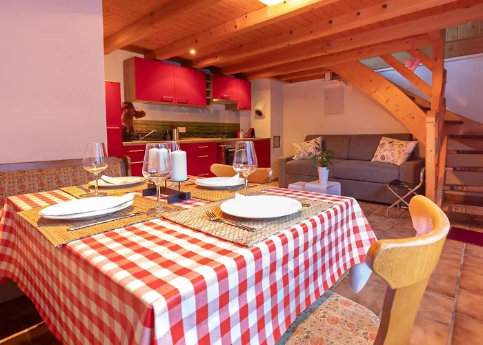 Waeschhuesli Near Interlaken, Grindelwald And Lauterbrunnen Alpehytte *