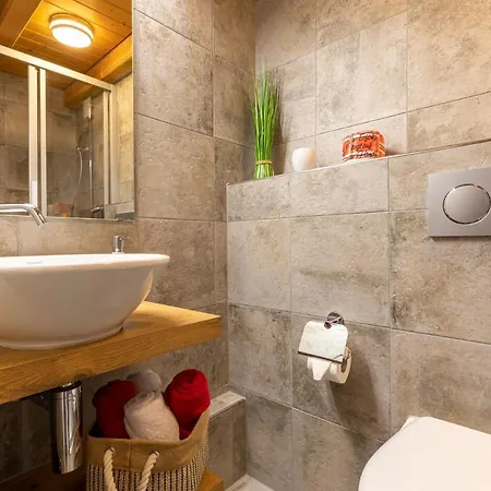 Waeschhuesli Near Interlaken, Grindelwald And Lauterbrunnen Gsteigwiler