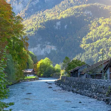 Waeschhuesli Near Interlaken, Grindelwald And Lauterbrunnen 샬레 *